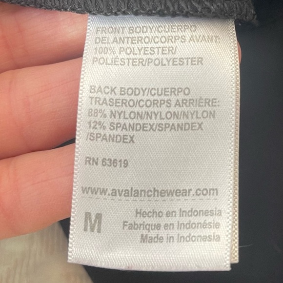 3 pair of Avalanche outdoor supply company yoga pants - Picture 5 of 9